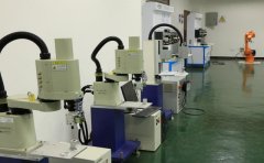 使培育出来的人才更接“”